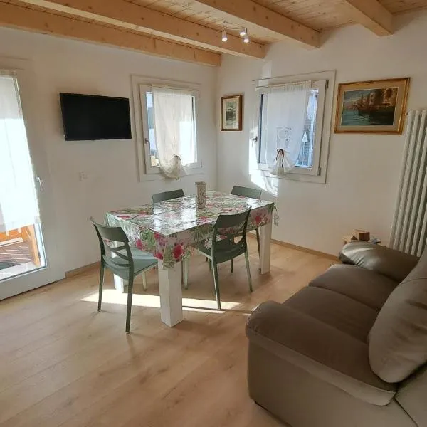 Lucy's apartment, hôtel à Calalzo di Cadore