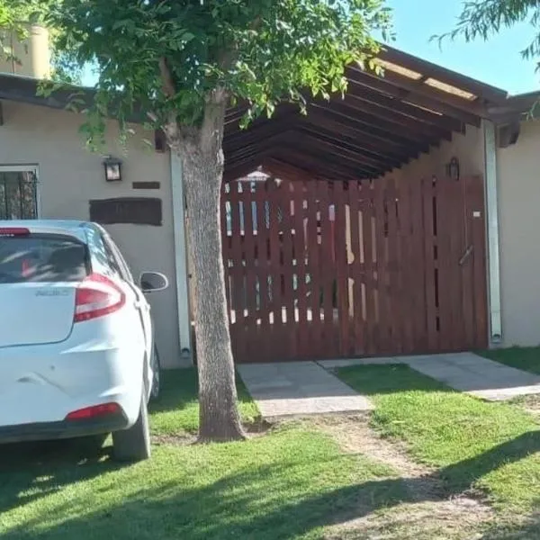 Complejo LA ARBOLEDA, Hotel in Santa Clara del Mar