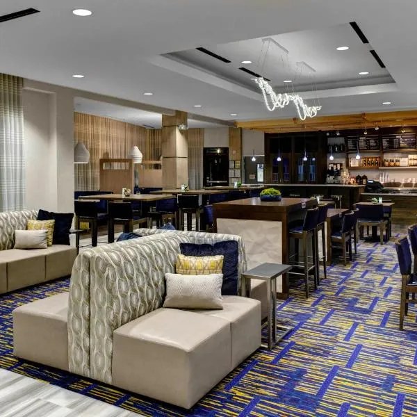 Courtyard by Marriott Carrollton, hotel in Carrollton