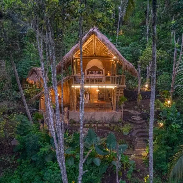 Ayo Hill Villa By Samhita Bali, hotel in Silebeng