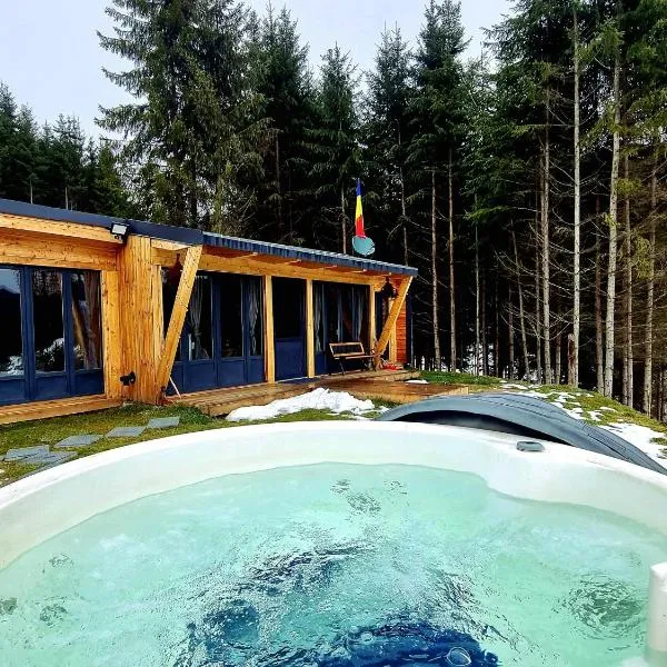 Ținutul Lupilor, hotel v destinaci Colibiţa