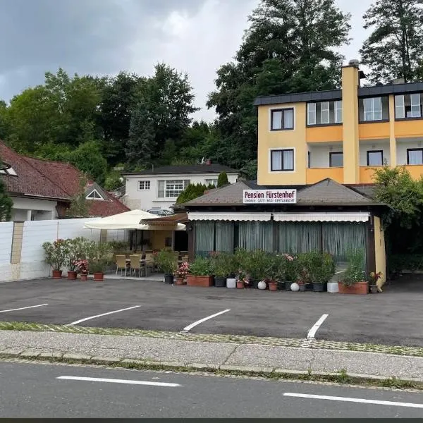 Pension Fürstenhof, hotel v destinaci Villach