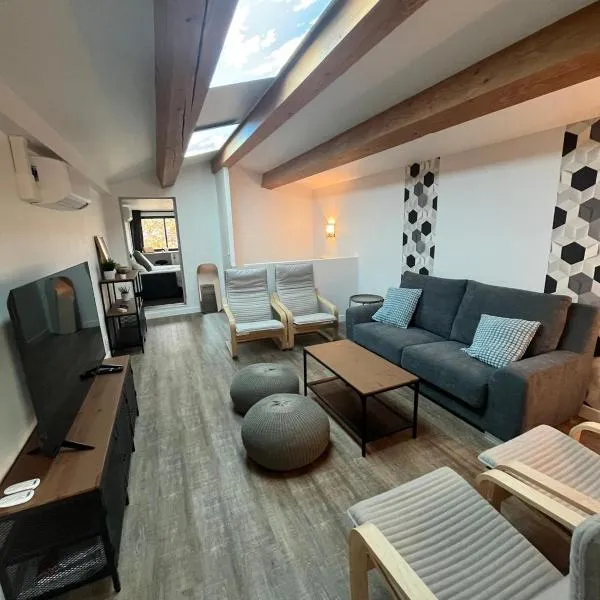 L'Olivier - Joli duplex au cœur du centre ville à 2 pas de la Rotonde Mirabeau et des allées Provençales – hotel w Aix-en-Provence