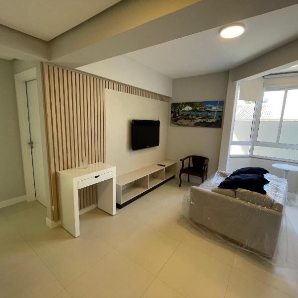 Apartamento térreo à 50 metros da Praia Dos Ingleses