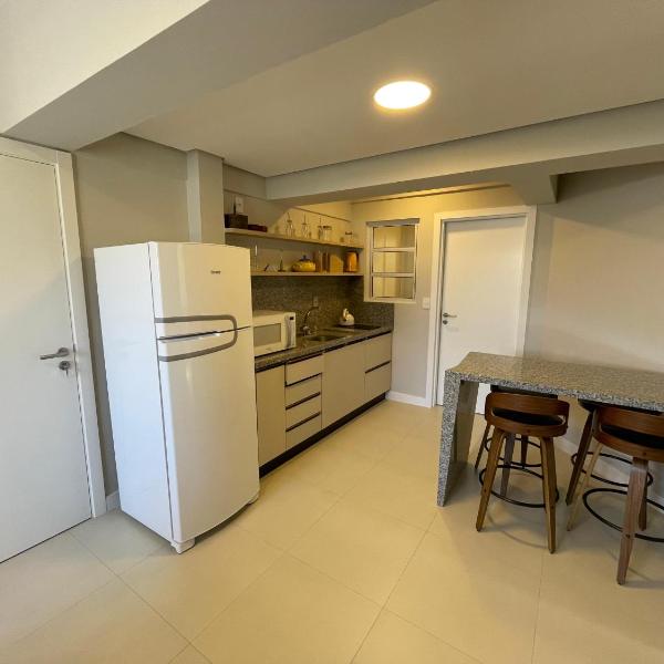 Apartamento térreo à 50 metros da Praia Dos Ingleses - Foto 4