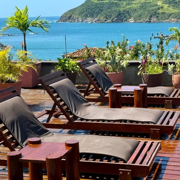 Búzios Prime: Vista Mar, 50m da Praia da Ferradura, 8 suites