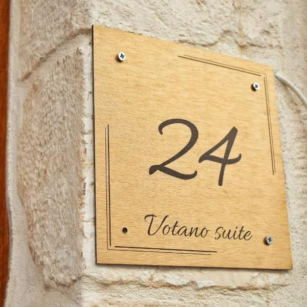 Votano24-elegante suite in pieno centro-box auto extra, hotel v destinaci Ceglie Messapica