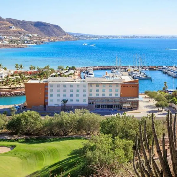 Courtyard by Marriott La Paz Baja California Sur, hotel in La Paz