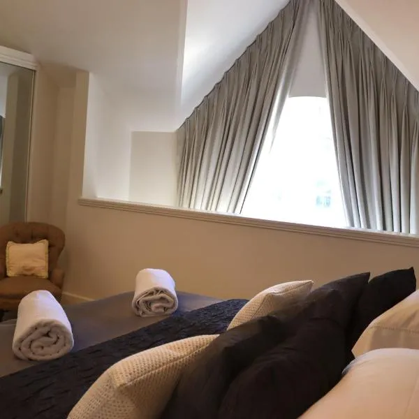 Thornton House Town Centre Free Car Park, hotel in Cheltenham