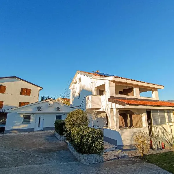 Apartments Frank, готель у місті Шіло