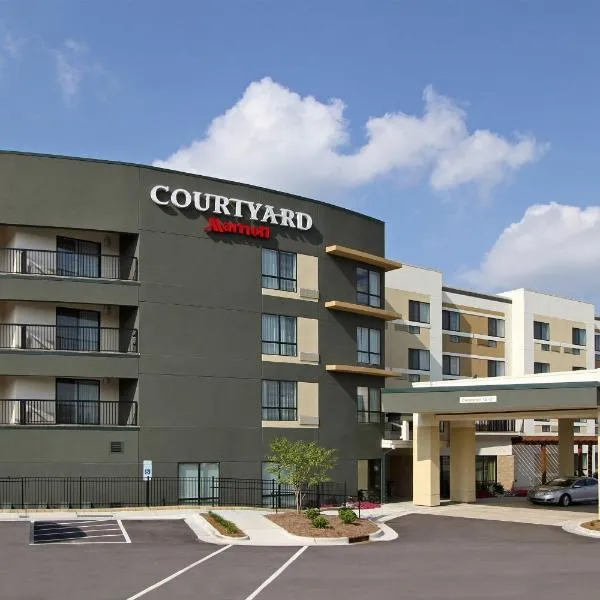 Courtyard by Marriott Raleigh North/Triangle Town Center, hotel v destinaci Raleigh