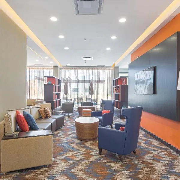 Courtyard by Marriott Saltillo, hotel a Saltillo