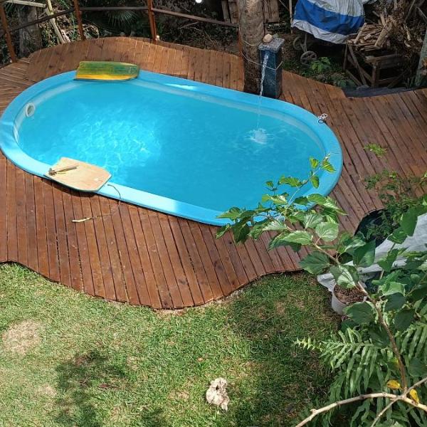 Casa para família curtir o Verao na praia de Cabecudas com piscina e quintal amplo