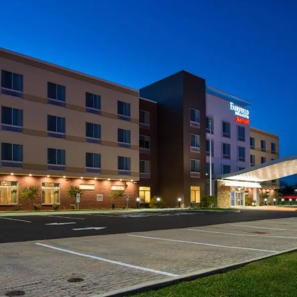 Fairfield Inn & Suites by Marriott Akron Stow, hotel em Stow