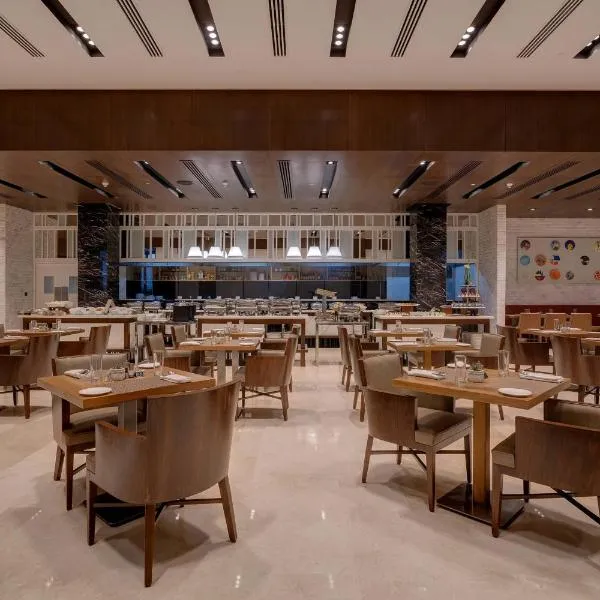 Courtyard by Marriott Surat, hotel v destinaci Súrat