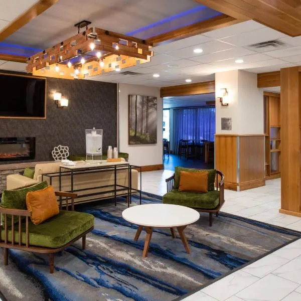 Fairfield Inn and Suites by Marriott Bakersfield Central, hotel in Bakersfield
