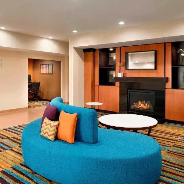 Fairfield Inn & Suites Hartford Manchester, hotel v destinaci Manchester