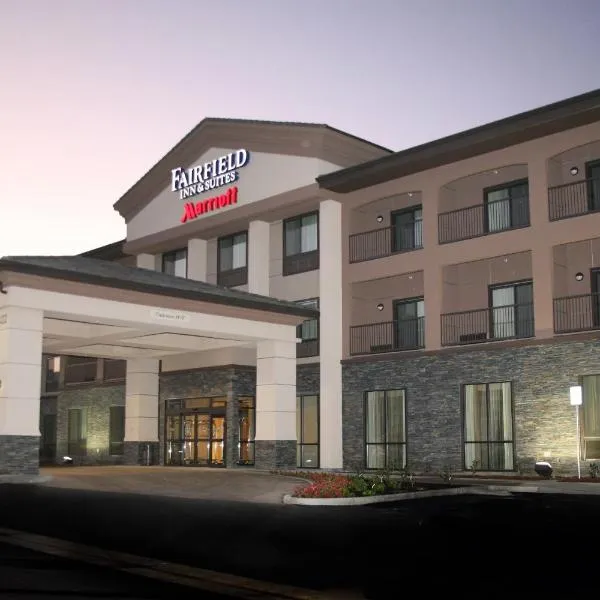 Fairfield Inn & Suites Tehachapi, hotel v destinaci Tehachapi