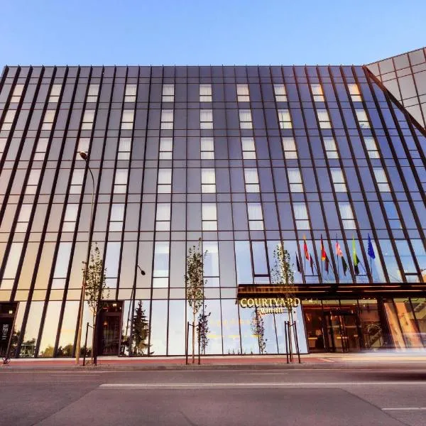 Courtyard by Marriott Vilnius City Center: Vilnius şehrinde bir otel