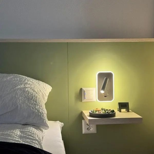 N's Hotel - Self-Check-in Hotel、Kerzersのホテル