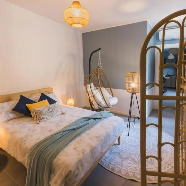 Arona Lake Blue Vibes, hotel v destinaci Arona