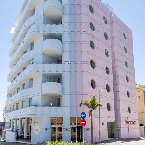 The Tropicana Hotel, hotel in Cape Town