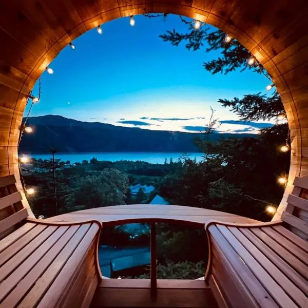Lodges On Loch Ness, hotel in Inverness