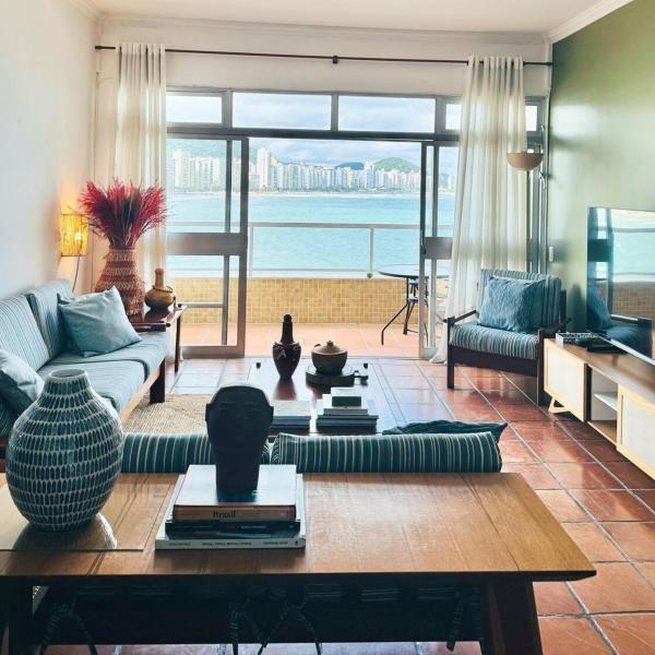 Apartamento pé na areia Guarujá