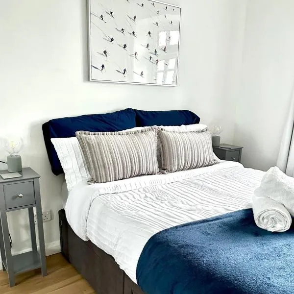 Northern Line Double Room Stay with Free Parking, hotel en Mitcham