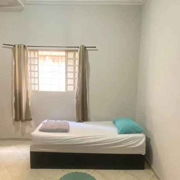Hostel França - Quarto 2, hotel v destinaci Montes Claros