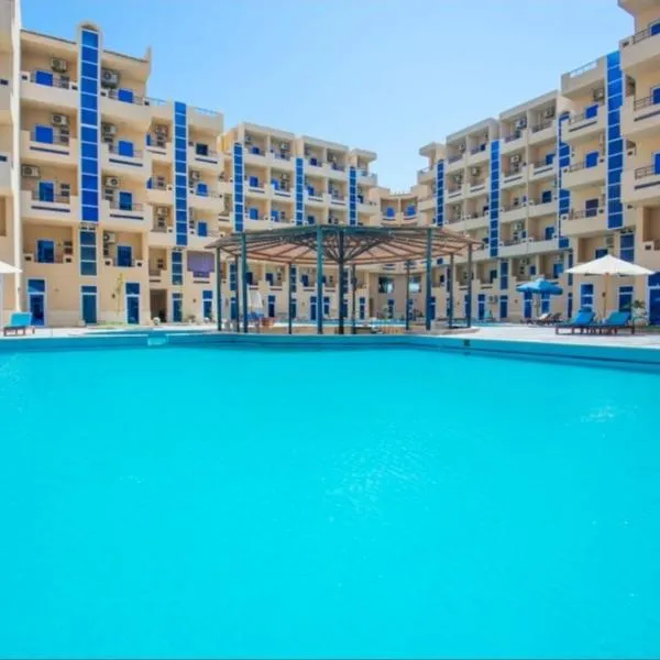 Wavesong Whispers flat where you can enjoy seaview with the best price、ハルガダのホテル