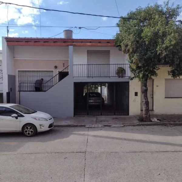 CASA CENTRICA con SALIDA al RIO – hotel w mieście Mina Clavero