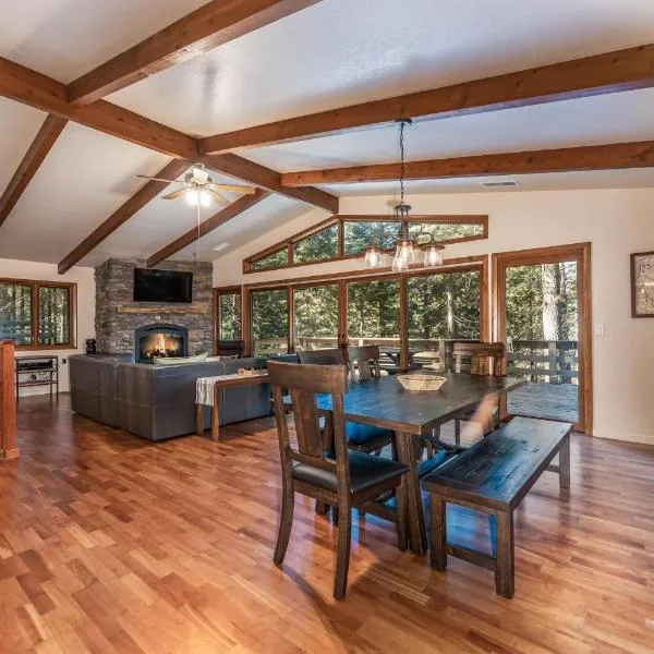 Yosemite Rendezvous, hotel i Fish Camp