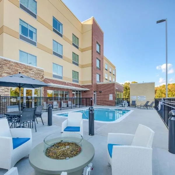 Fairfield Inn & Suites by Marriott Charlotte Belmont, hotel in Belmont
