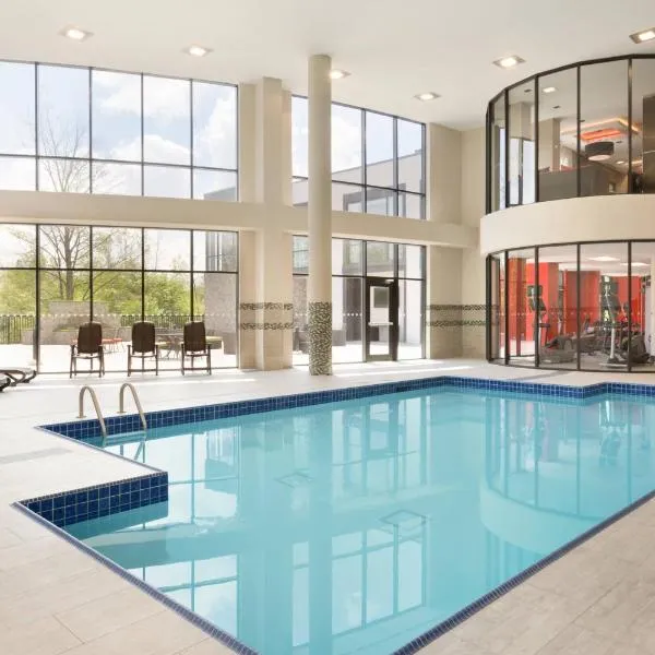 Courtyard by Marriott Toronto Mississauga/West, hotel v destinaci Mississauga
