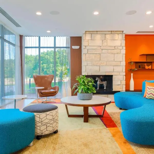 Fairfield Inn & Suites by Marriott Decatur at Decatur Conference Center, hotel v destinaci Decatur