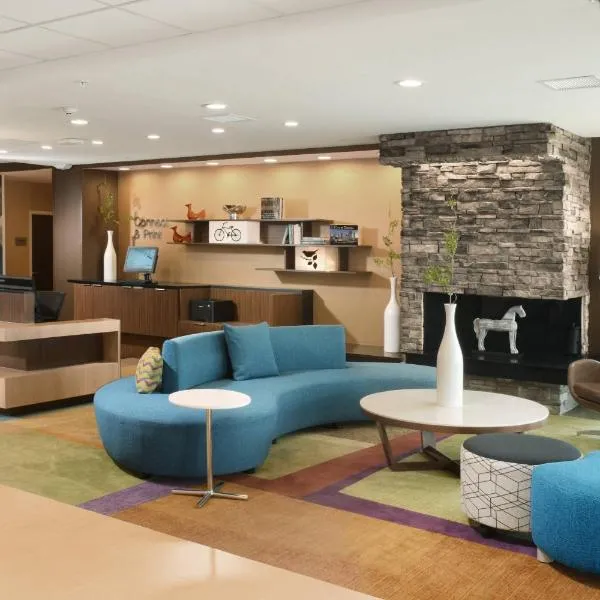 Fairfield Inn & Suites by Marriott Fort Worth South/Burleson, hótel í Burleson
