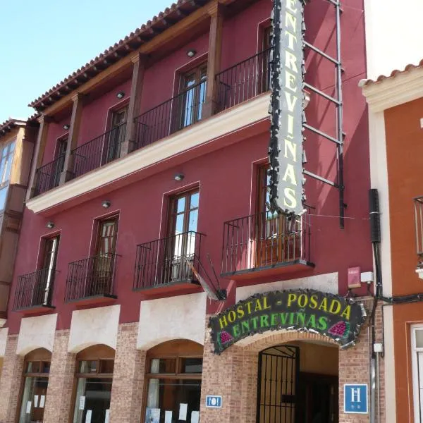 Hostal Posada Entreviñas, hotell sihtkohas Valdepeñas