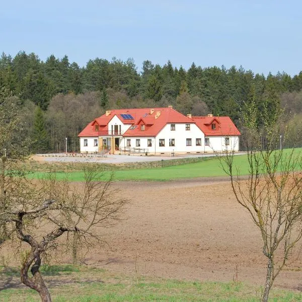 Ośrodek Wypoczynkowy Sowa โรงแรมในLipniak