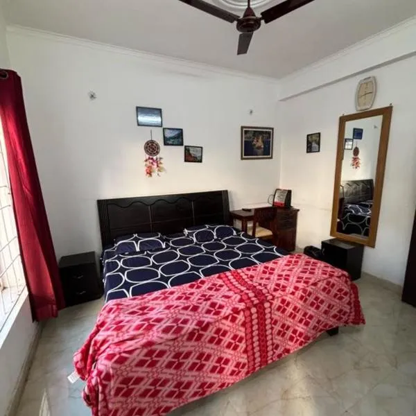 Ekaant Homestay, hotel v destinaci Bhowāli