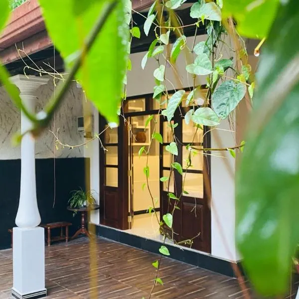 Hasi Villa, hotel in Ahangama