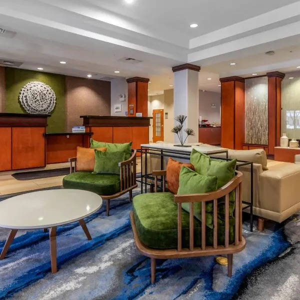 Fairfield Inn and Suites Holiday Tarpon Springs, ξενοδοχείο σε Holiday