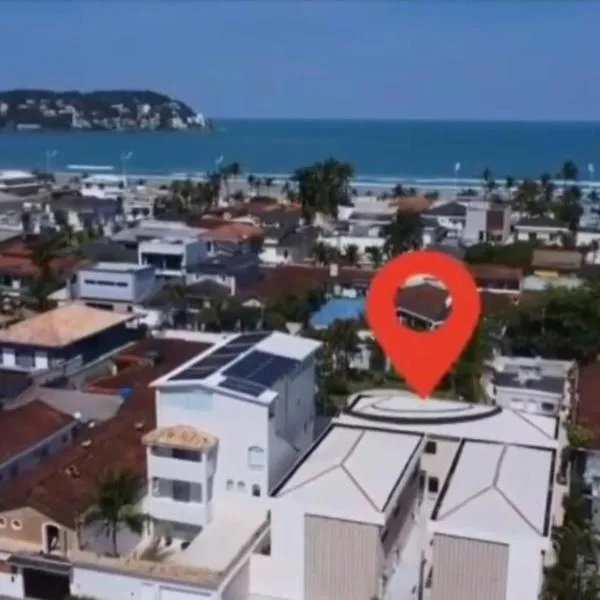 Casa Lelis - Descanso para a família e seu pet, pertinho do mar - praia Guarujá - SP, hôtel à Guarujá