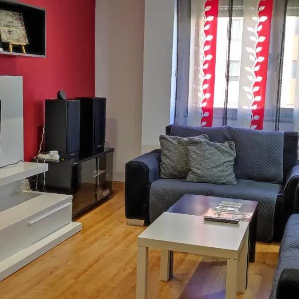 Apartamento Los Lirios Logroño, hotel in Logroño