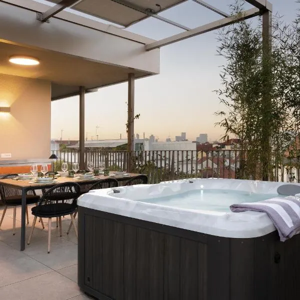 Compagnoni12 Luxury penthouse with private Jacuzzi and SPA, khách sạn ở Milano