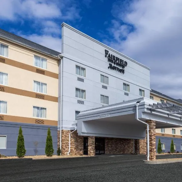 Fairfield by Marriott Inn & Suites Uncasville Mohegan Sun Area、アンキャスヴィルのホテル
