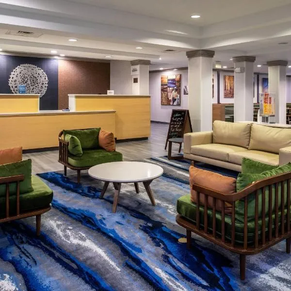 Fairfield Inn & Suites High Point Archdale, hotel v destinaci Archdale