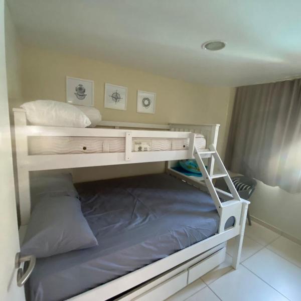 Flat beira mar - Enseada dos Golfinhos - Foto 2