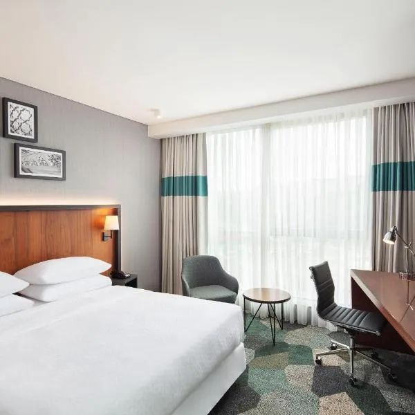 Four Points by Sheraton Istanbul Kagithane, hotelli kohteessa Istanbul