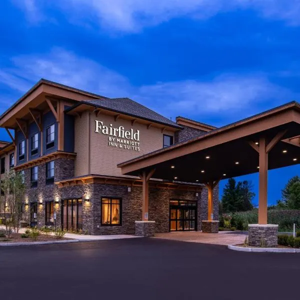 Fairfield Inn & Suites by Marriott Canton, hotel v destinaci Canton